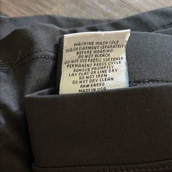 Juniors Varsity Black Athletic Shorts Set Size XS Like New - Picture 6 of 6